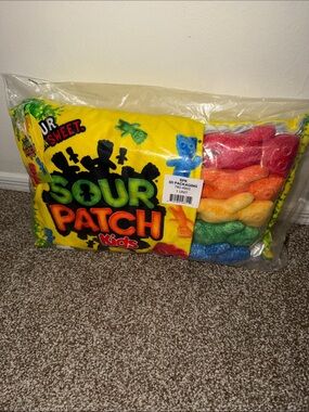 💥NEW💥Sour Patch Kids Pillow with Kids!